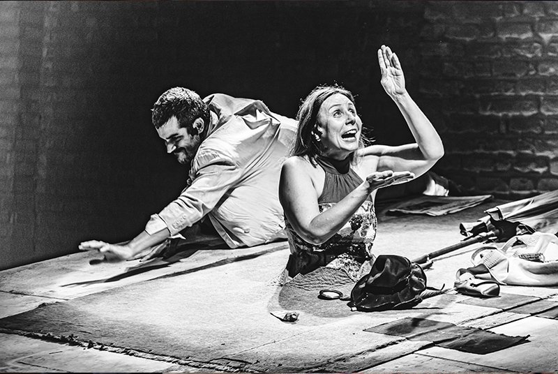 Dias Felizes - Festival de Curitiba 2026 - Foto: Paulo de Moraes