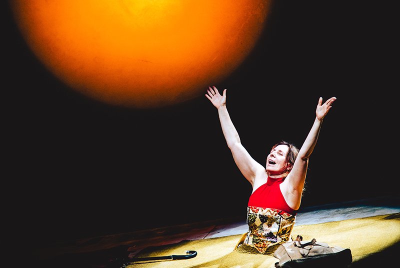 Dias Felizes - Festival de Curitiba 2026 - Foto: Paulo de Moraes