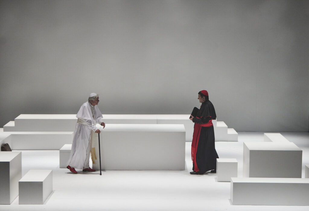 Festival de Curitiba 2026 - Dois Papas - Cred: Divulgação