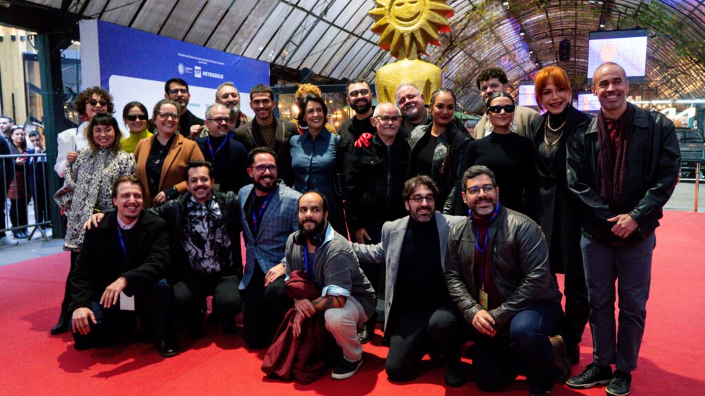 foto Victor Muniz - 53ª Festival de Cinema de Gramado (2025) - Elenco do Filme "Papagaios"